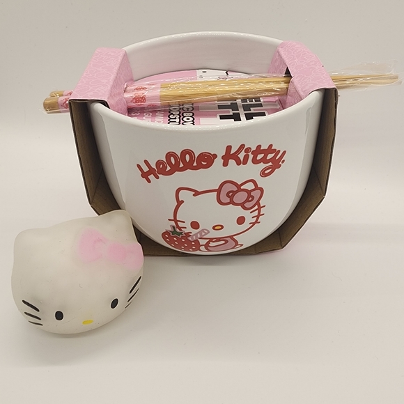Hello Kitty | Kitchen | Hello Kitty Ramen Bowl 6oz | Poshmark
